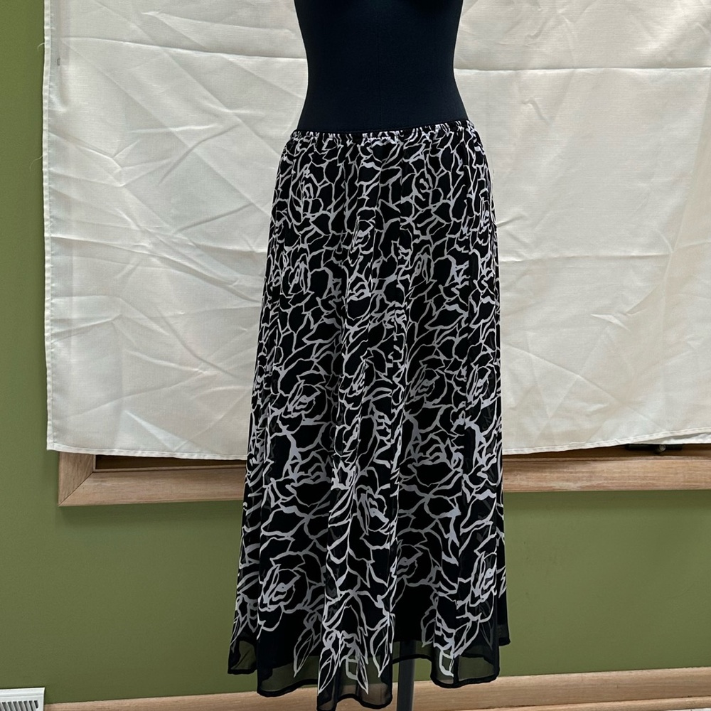 JM Collection skirt